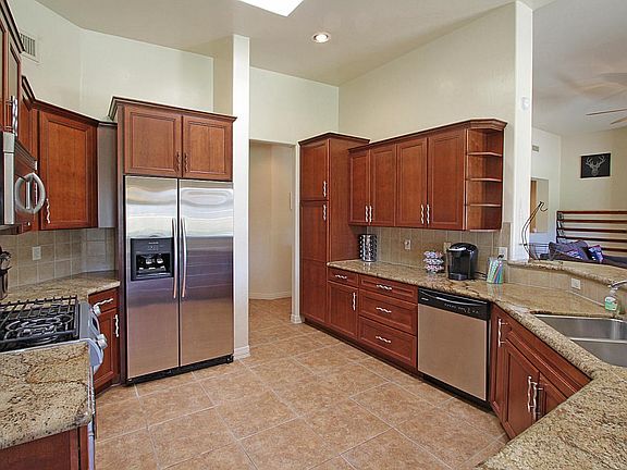 2nd image of 3514 E Calle Del Prado