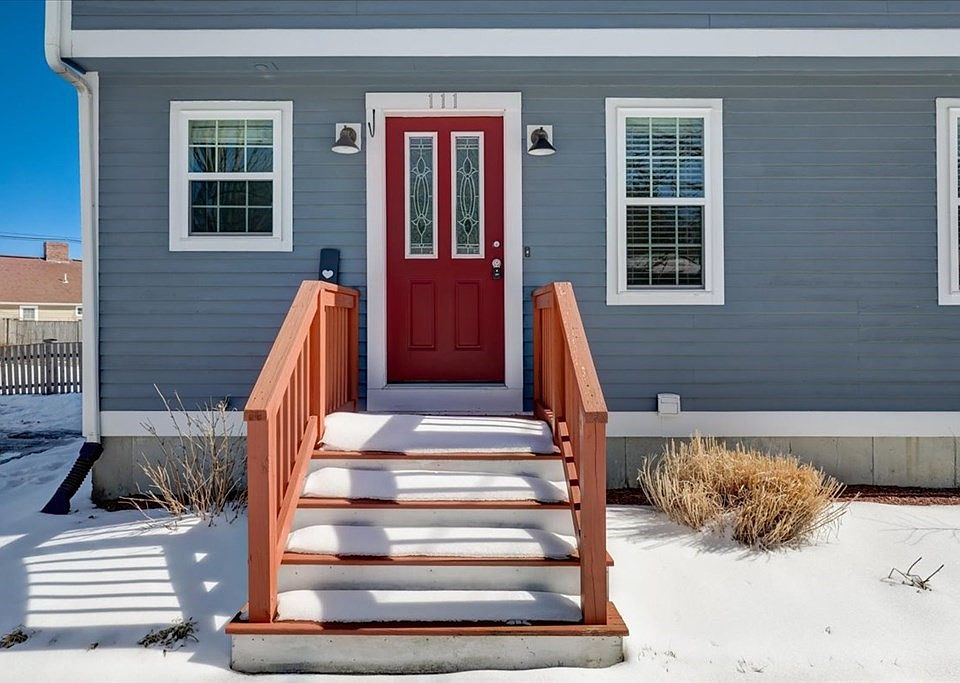 111 Oak St, Middleboro, MA 02346 Zillow