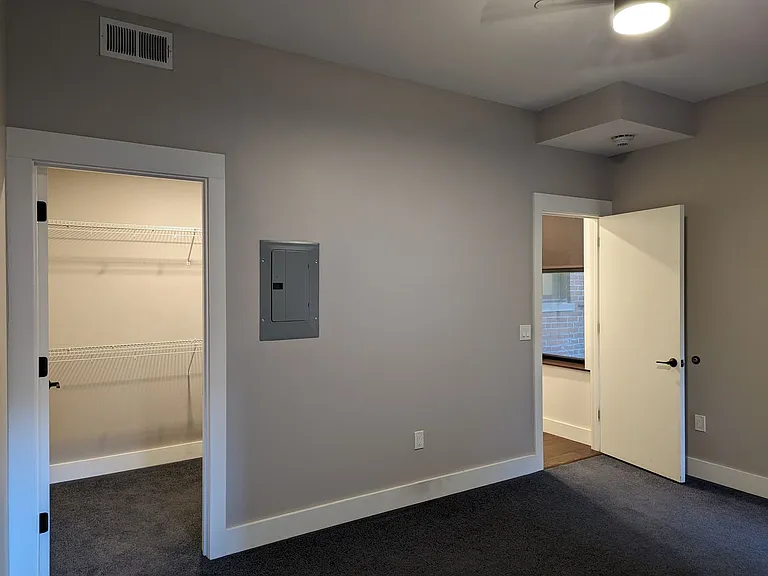 1301-1309 Walnut Street — Photo 13