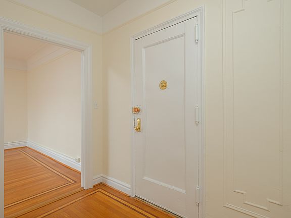 3rd image of 60 Broad St W APT 6J