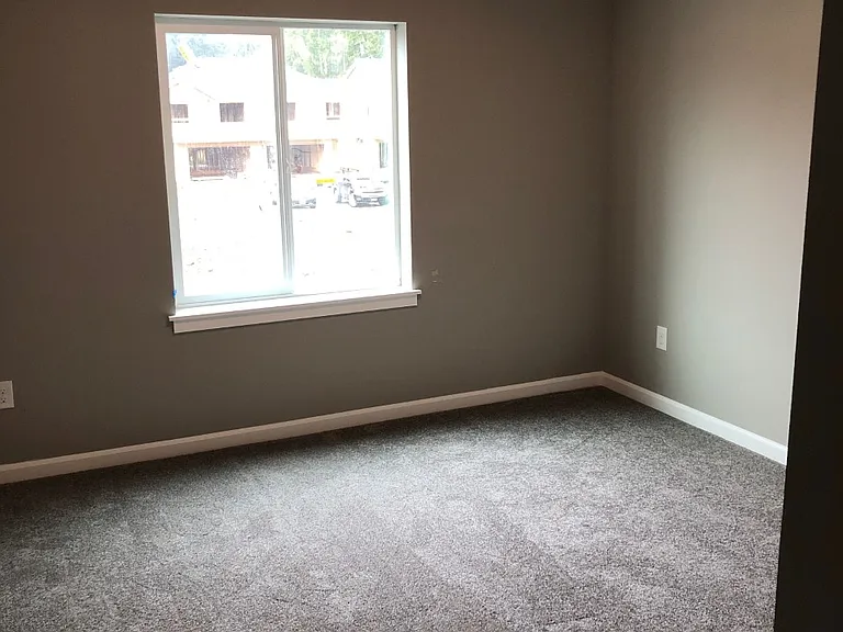 6922 Delaney Ln NE #A — Photo 15