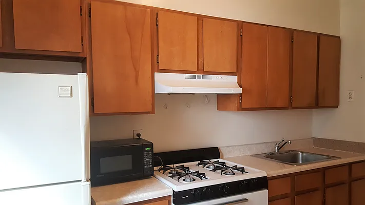 Rented by Tri Boro Terrace Realty | media 11