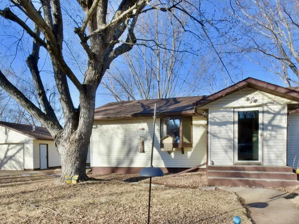 717 Cross St S, Sauk Rapids, MN 56379