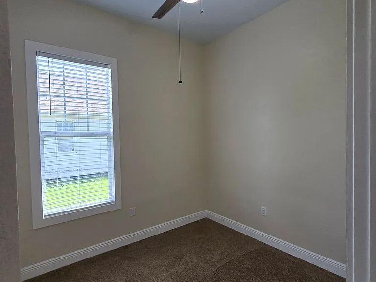 1818 Elvin Dr #B — Photo 12