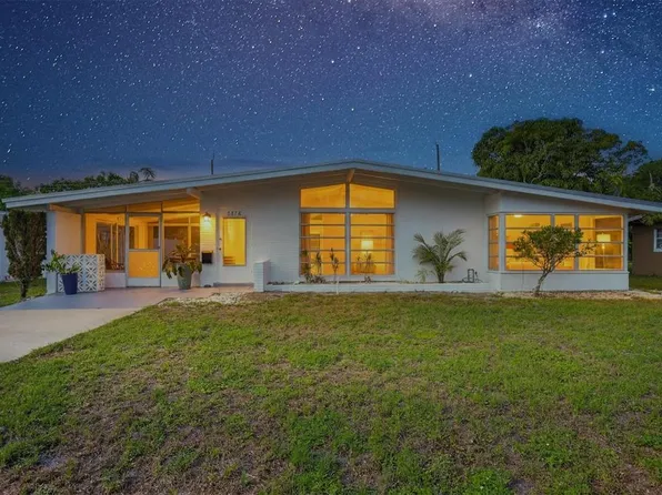 3876 Prudence Dr, Sarasota, FL 34235