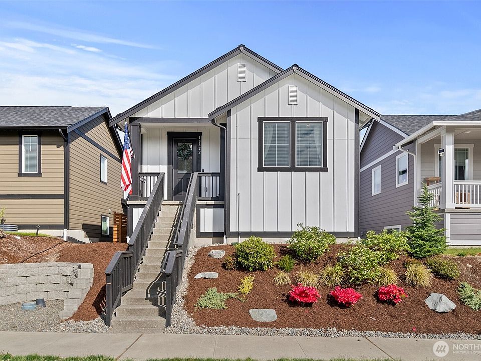 1st image of 13322 Edmunds Parkway E