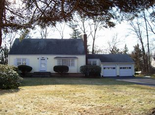 263 High Ridge Rd, Fairfield, CT 06825