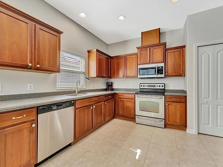 2159 Chenille Ct — Photo 11