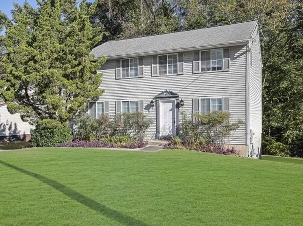 1461 Silver Lake Dr, Norcross, GA 30093