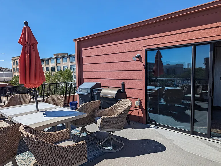Rooftop common area patio
