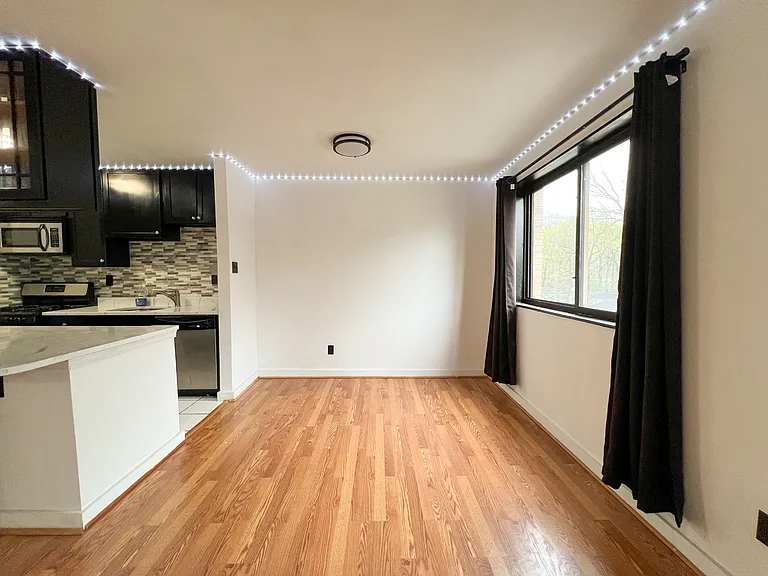 8601 Manchester Rd #313-1 — Photo 8