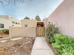 1020 Stanford Dr NE, Albuquerque, NM 87106
