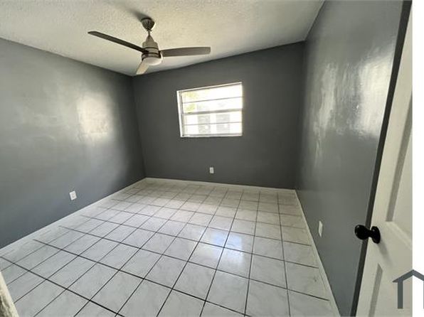 2864 NW 9th Ct