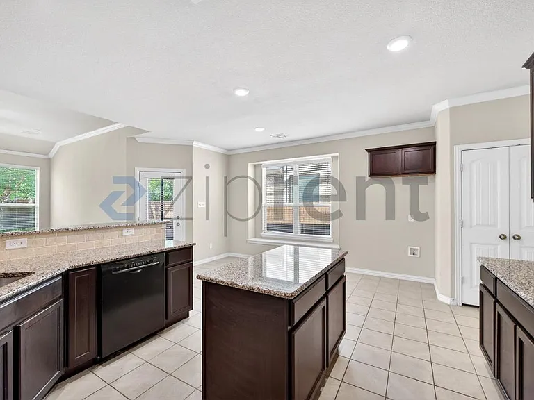 12417 Hitch Rack Way — Photo 8