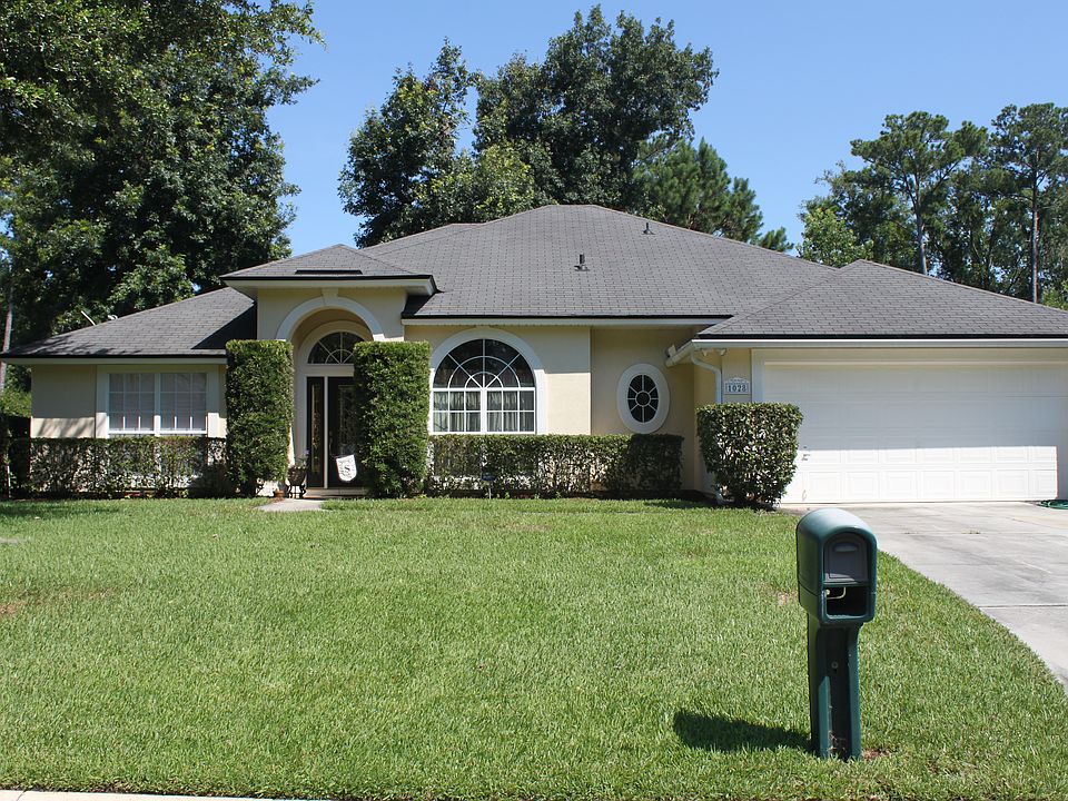 1st image of 1028 Arcaro Ct W
