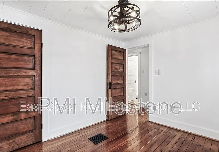 16 Woods Ln — Photo 15