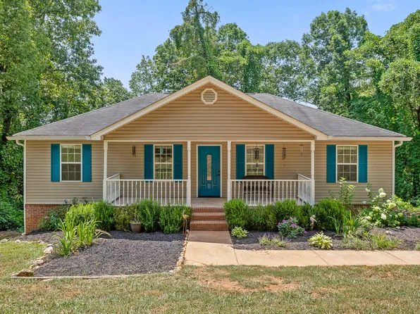 71 Georgia Ter, Rossville, GA 30741