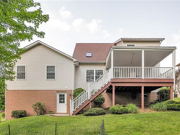 2nd image of 228 Apple Hill Dr
