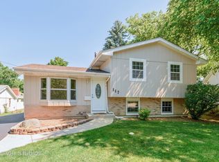 117 W Maple Ave, Wauconda, IL 60084