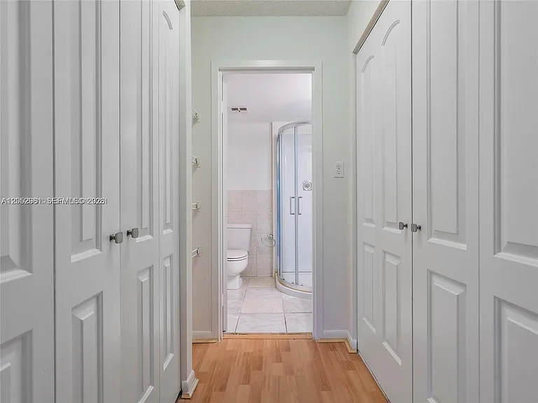 5801 Washington St #10 — Photo 18