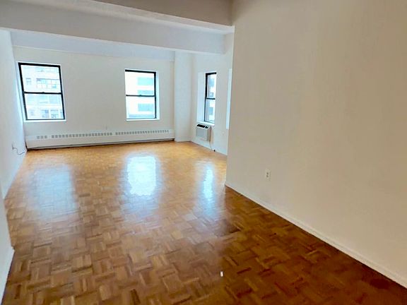 2nd image of 360 W 34th St APT 7G
