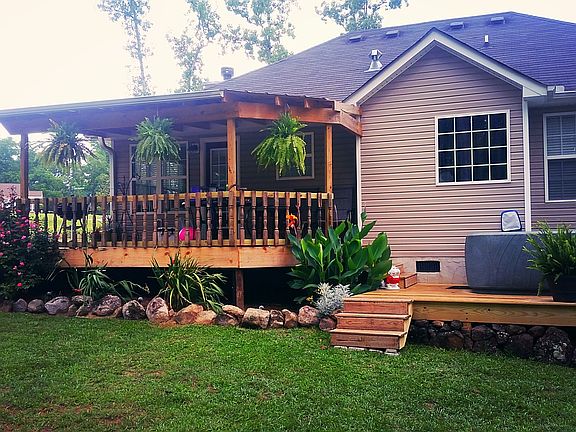 Back porch with hot tub