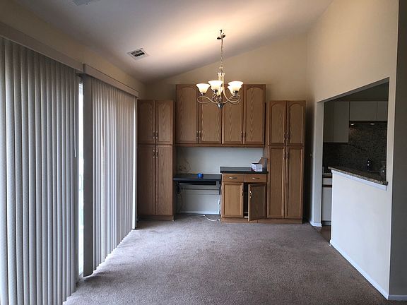 4th image of 600 Hanover Ct Unit V2