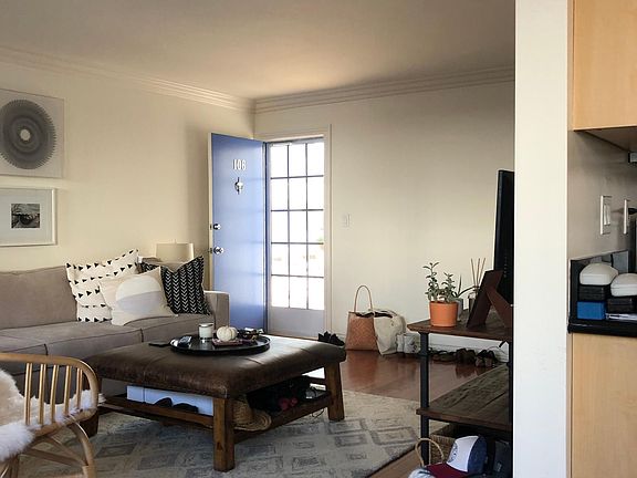 4th image of 229 Bicknell Ave APT 106