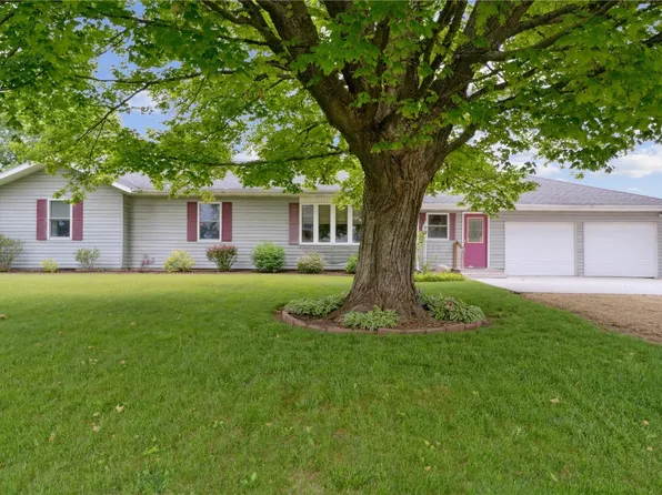 21852 County Road E34, Anamosa, IA 52205
