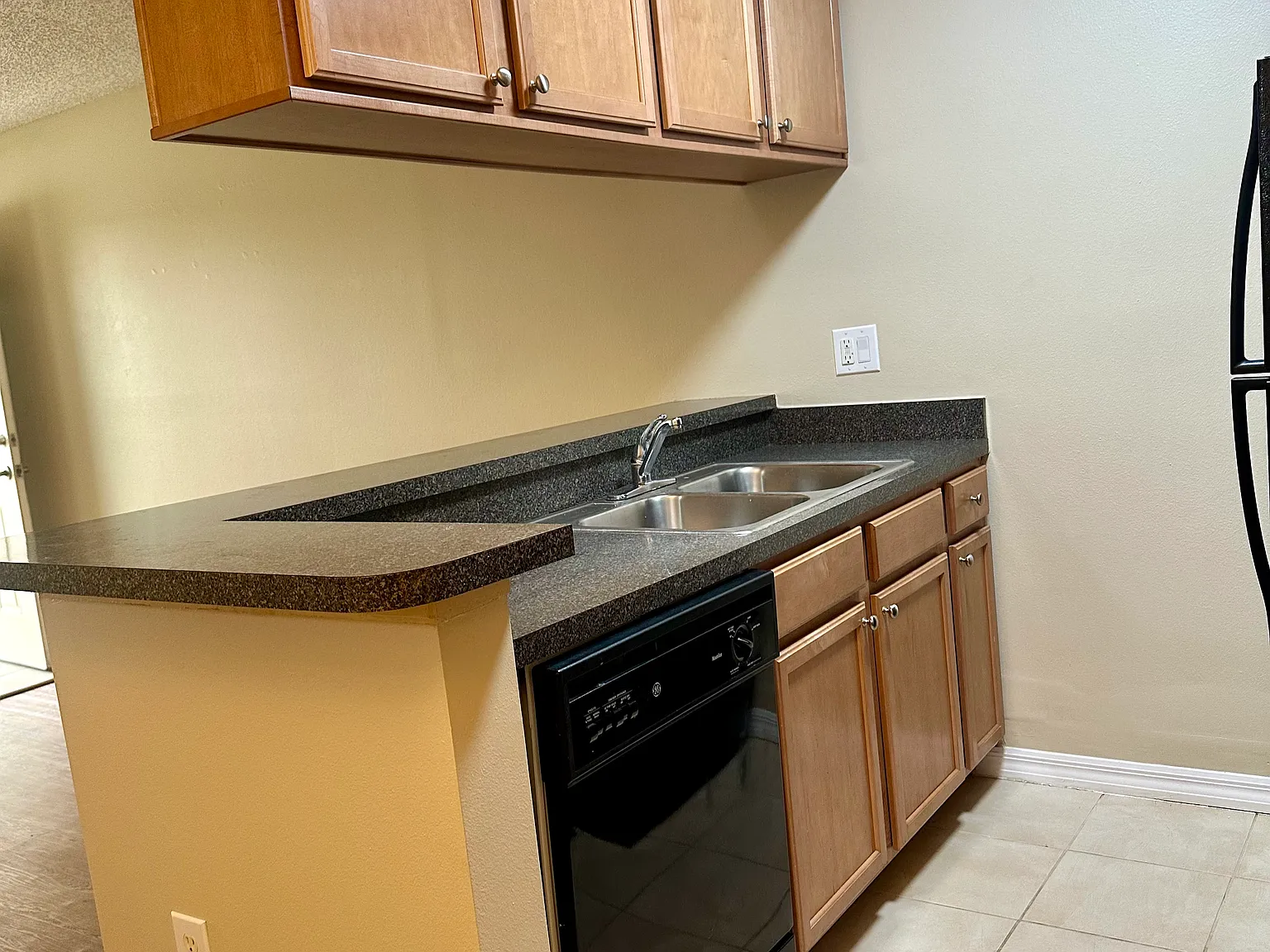1 bed, 612 sqft, $1,299 — Photo 3