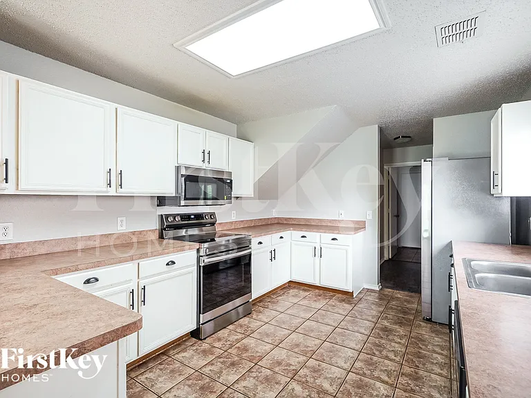 5293 Chessie Cir — Photo 9