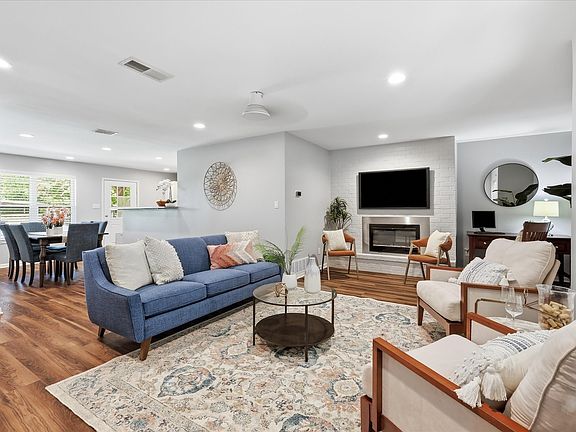5th image of 714 Parks Ave