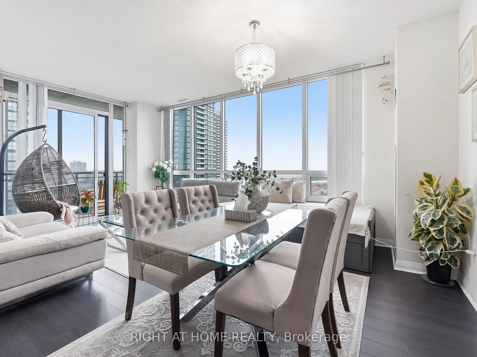 2 bed, $2,850 — Photo 2