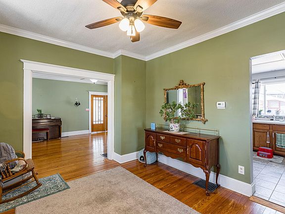 2nd image of 219 Parkington Dr