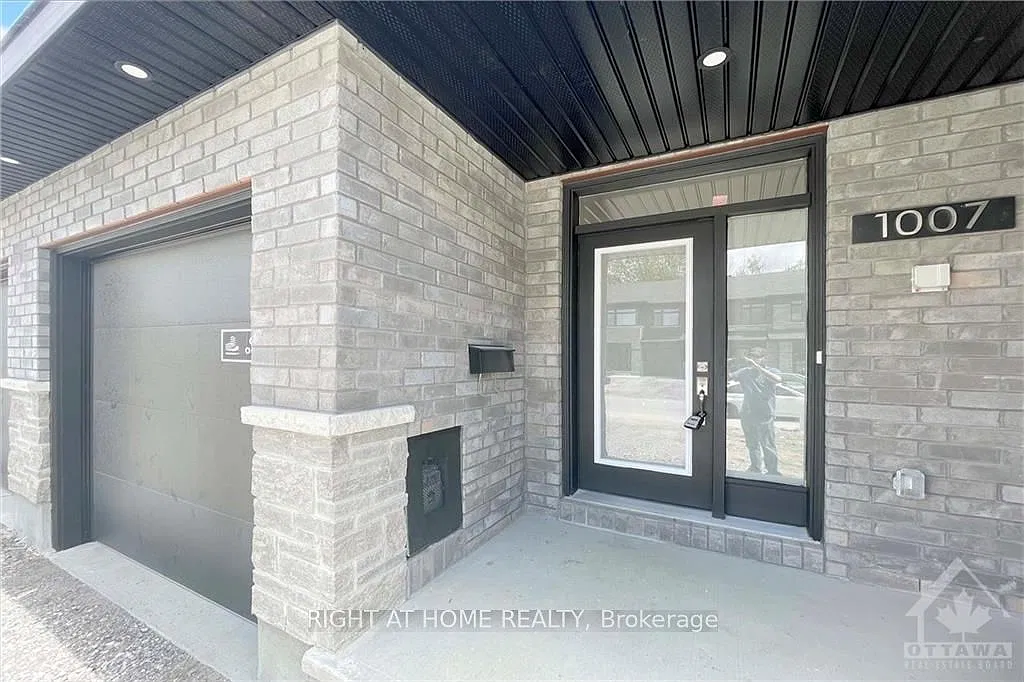 3 bed, $2,800 — Photo 2