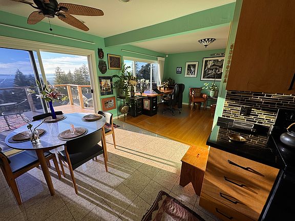 4th image of 124 Crestmont Dr