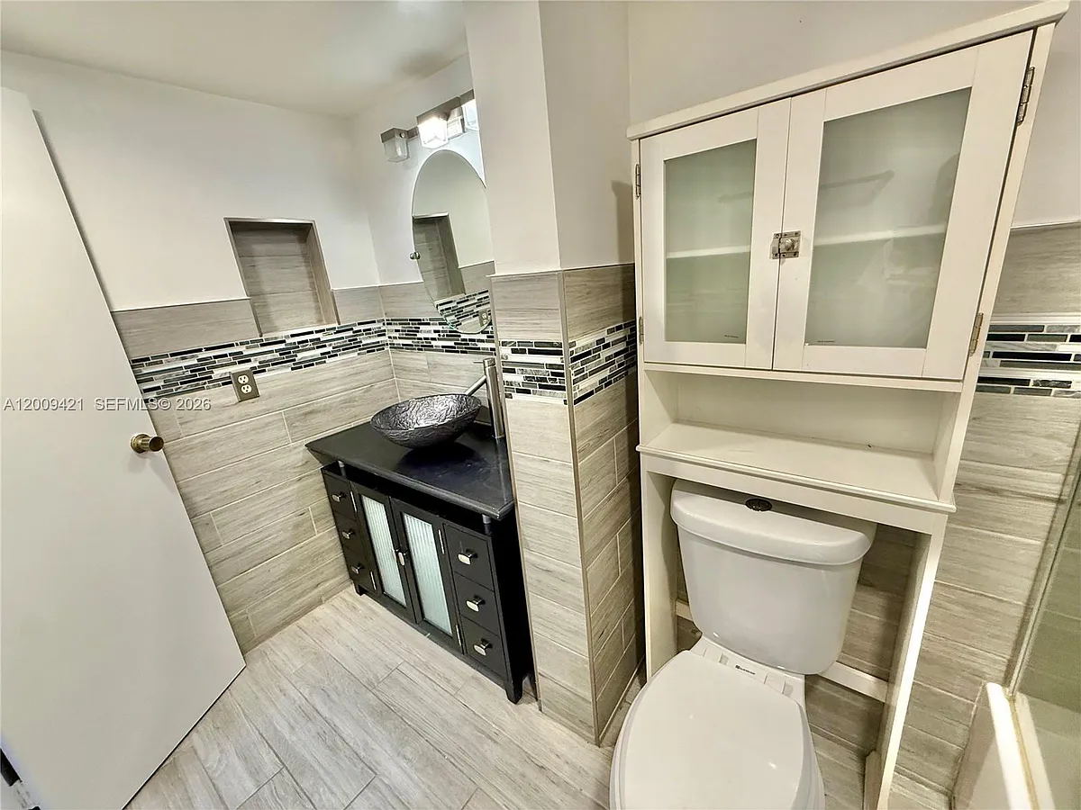 Building Photo - 8301 Sands Point Blvd #S202