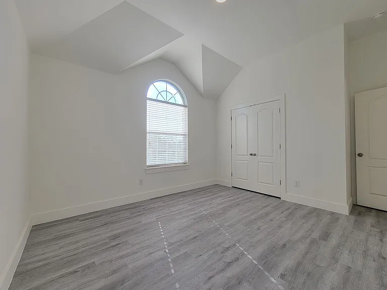 405 Darkwoods Dr — Photo 20