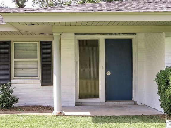3rd image of 603 Lakeshore Dr