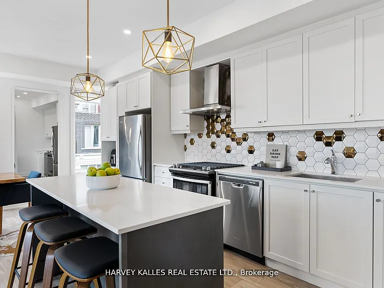 115 Long Branch Ave #2 — Photo 4