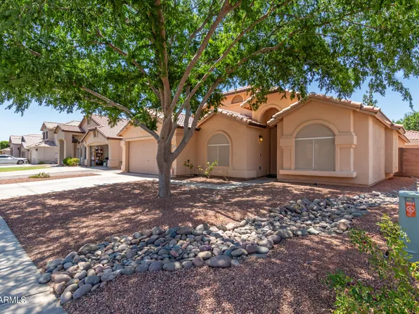 689 W MINTON Drive, Tempe, AZ 85282