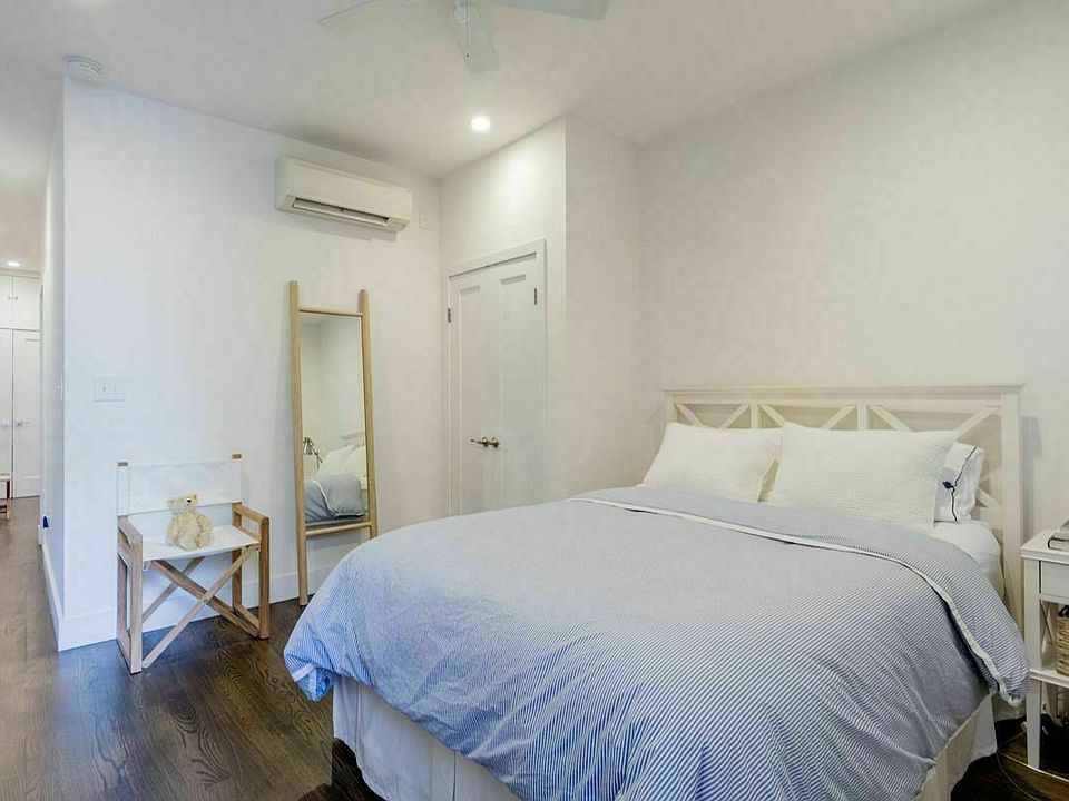 1st image of 44 Grand St #1