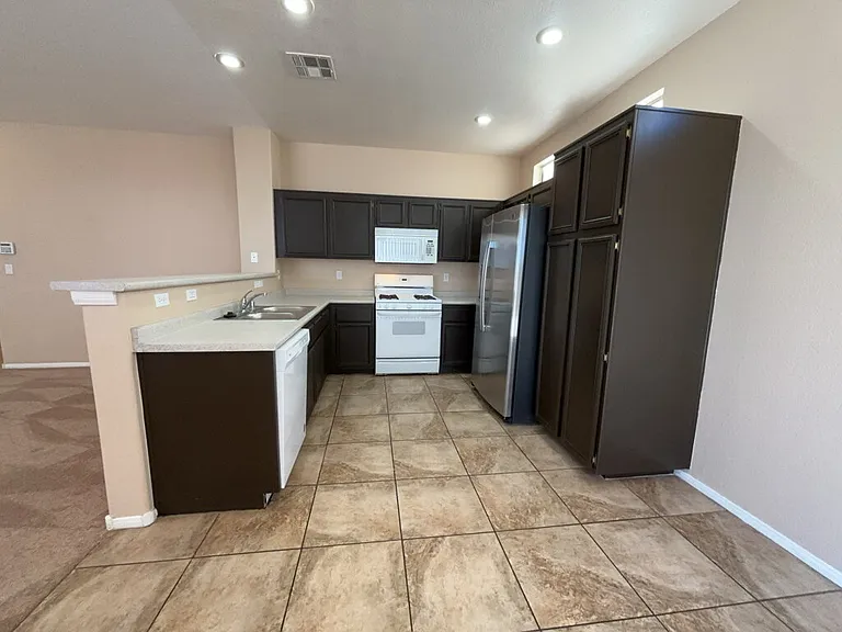 5210 Blooming Mesa Ct — Photo 7