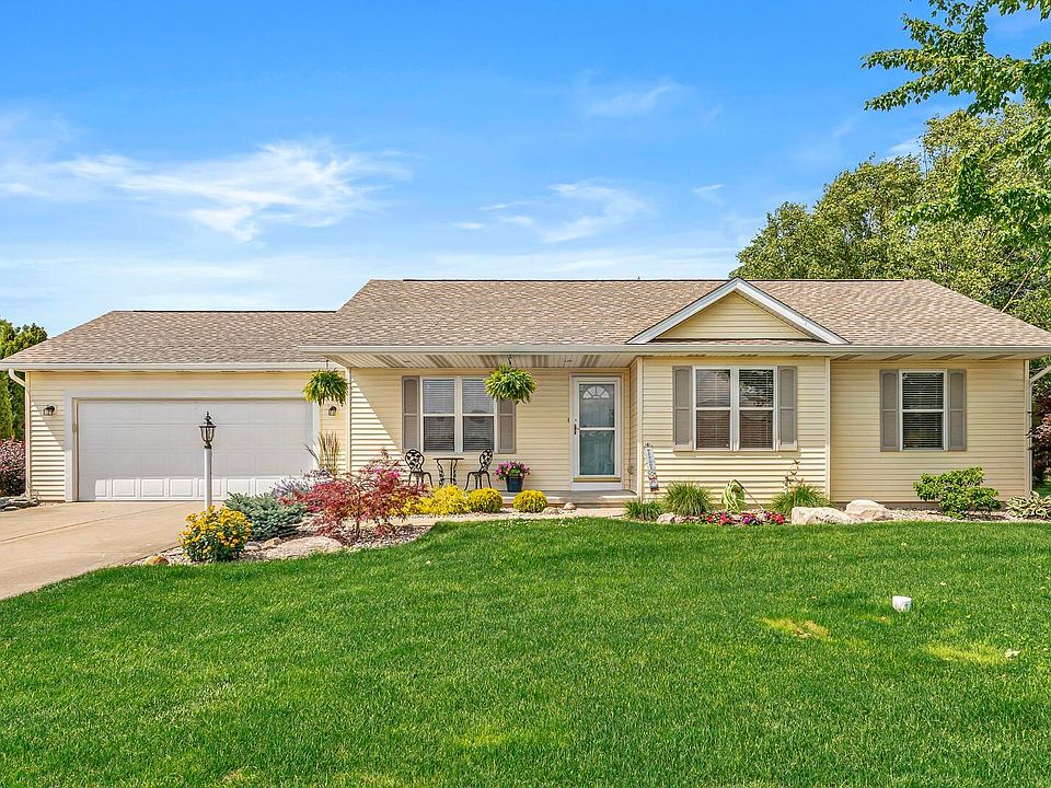 1st image of 18123 Montgomry Ln