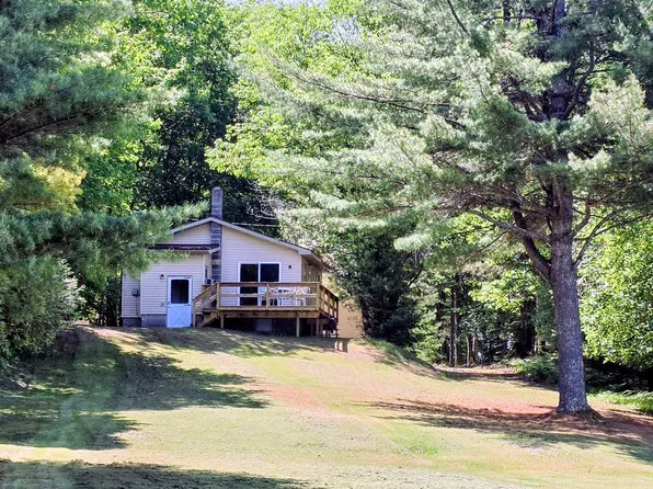 8164 23rd Ln, Rapid River, MI 49878