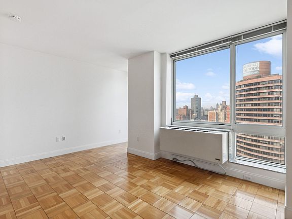 4th image of 217 E 96th St APT 27K