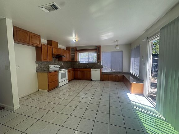 2nd image of 7557 Lemarsh Way