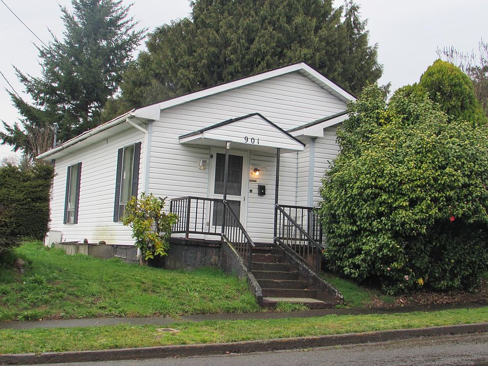 1st image of 901 Crawford St