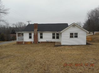 1410 Wildwood Rd, Lenoir, NC 28645