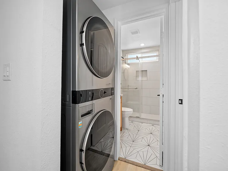 4360 Hamilton St #3 — Photo 6